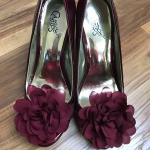 Carlos Santana Red Heels